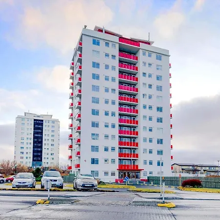 View, Bright & Cozy - Free Parking Appartamento *